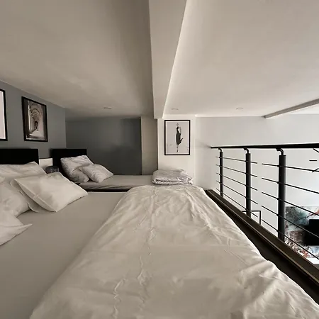 Contemporary Jindrisska Apartment Prague Exterior photo