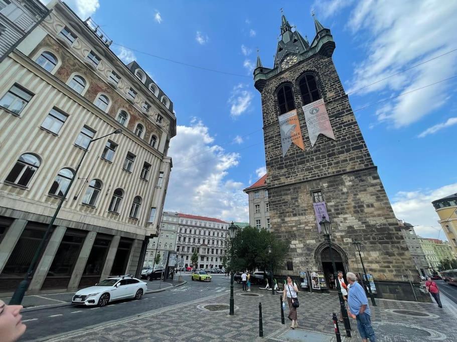 Апартаменти Contemporary Jindrisska